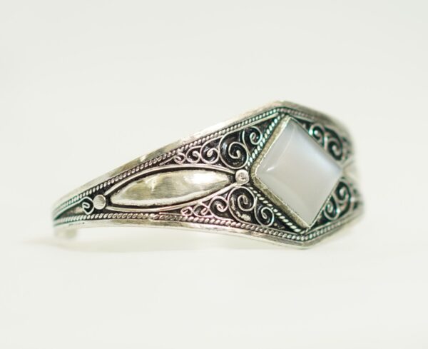 Handcrafted Moroccan Cuff Bracelet – Sterling Elegance with Heritage Spirit