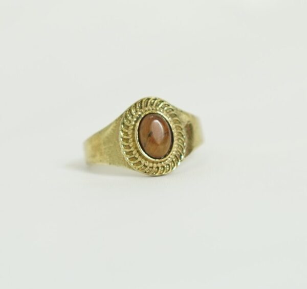 Handmade Bronze Ring with Oval Stone – Boho Moroccan Heritage