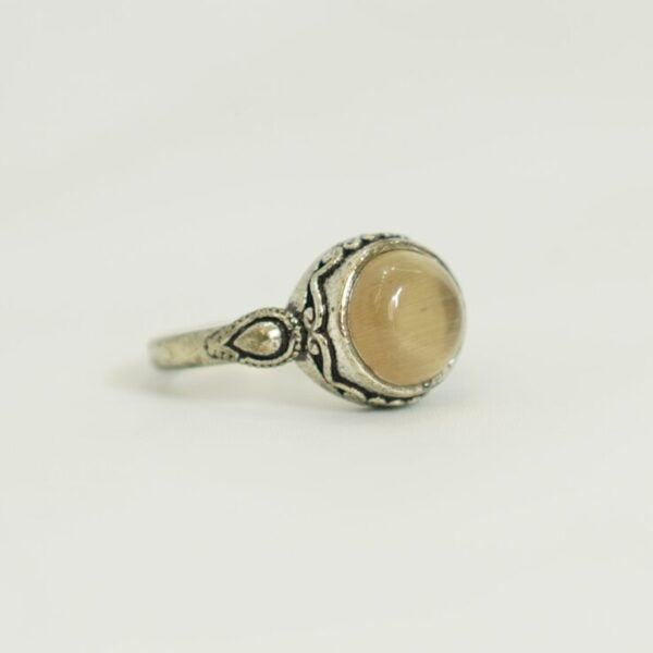 Handcrafted Silver Ring with Beige Gemstone – Vintage Berber Design