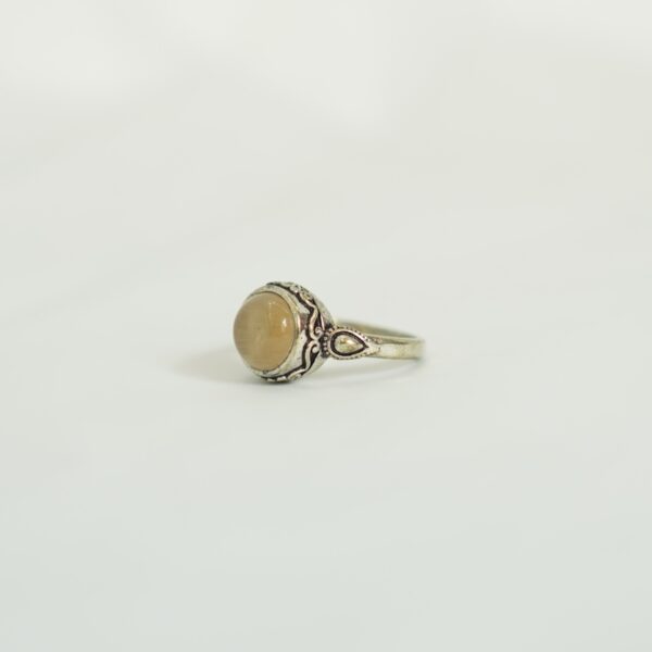Handcrafted Silver Ring with Beige Gemstone – Vintage Berber Design