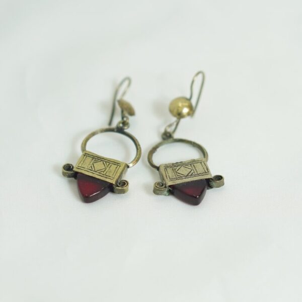 Vintage Tuareg Tribal Earrings – Brass & Red Resin Pendant
