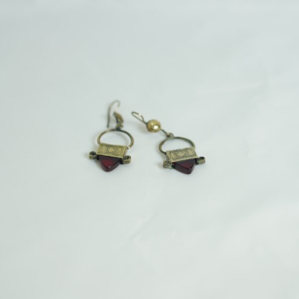 Vintage Tuareg Tribal Earrings – Brass & Red Resin Pendant