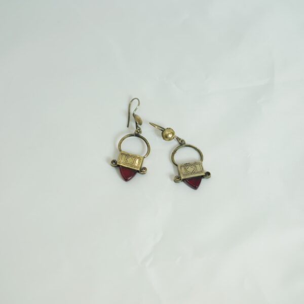 Vintage Tuareg Tribal Earrings – Brass & Red Resin Pendant