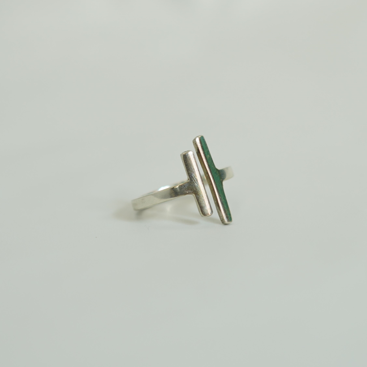 Adjustable Minimalist Silver Ring – Double Vertical Bar Design